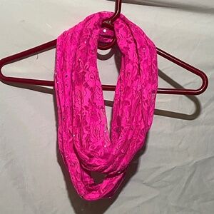 Infinity scarf